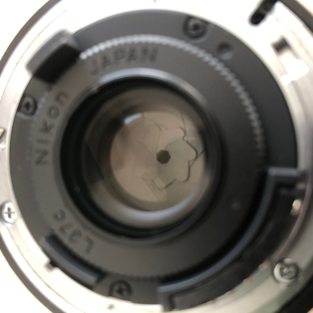 Aperture blades of Nikon Fisheye lens